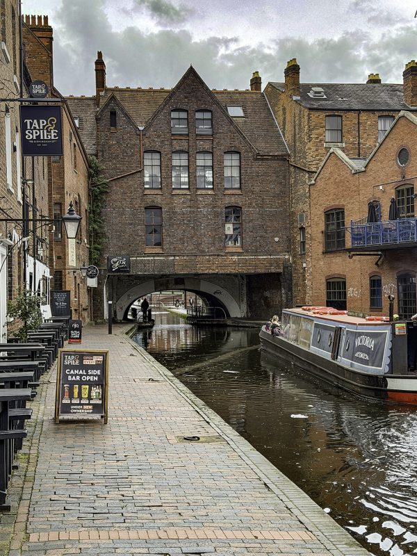 of canals, which played a pivitol role in the development of Birmingham’s economy in the 1800s and early 1900s.