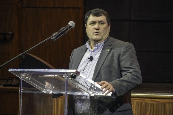 Kirk Brothers speaks on "Put 'Mission' Back in the 'Commission'" during the Spiritual Growth Workshop. 